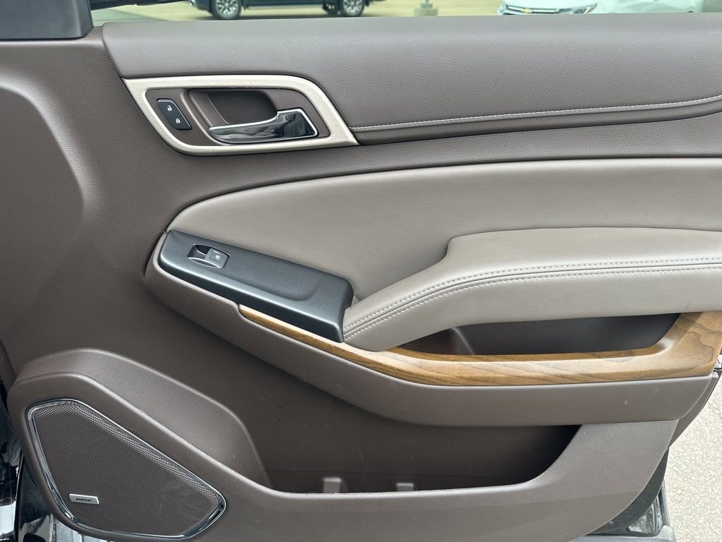 Used 2020 GMC Yukon XL Denali w/ Denali Premium Package image 38