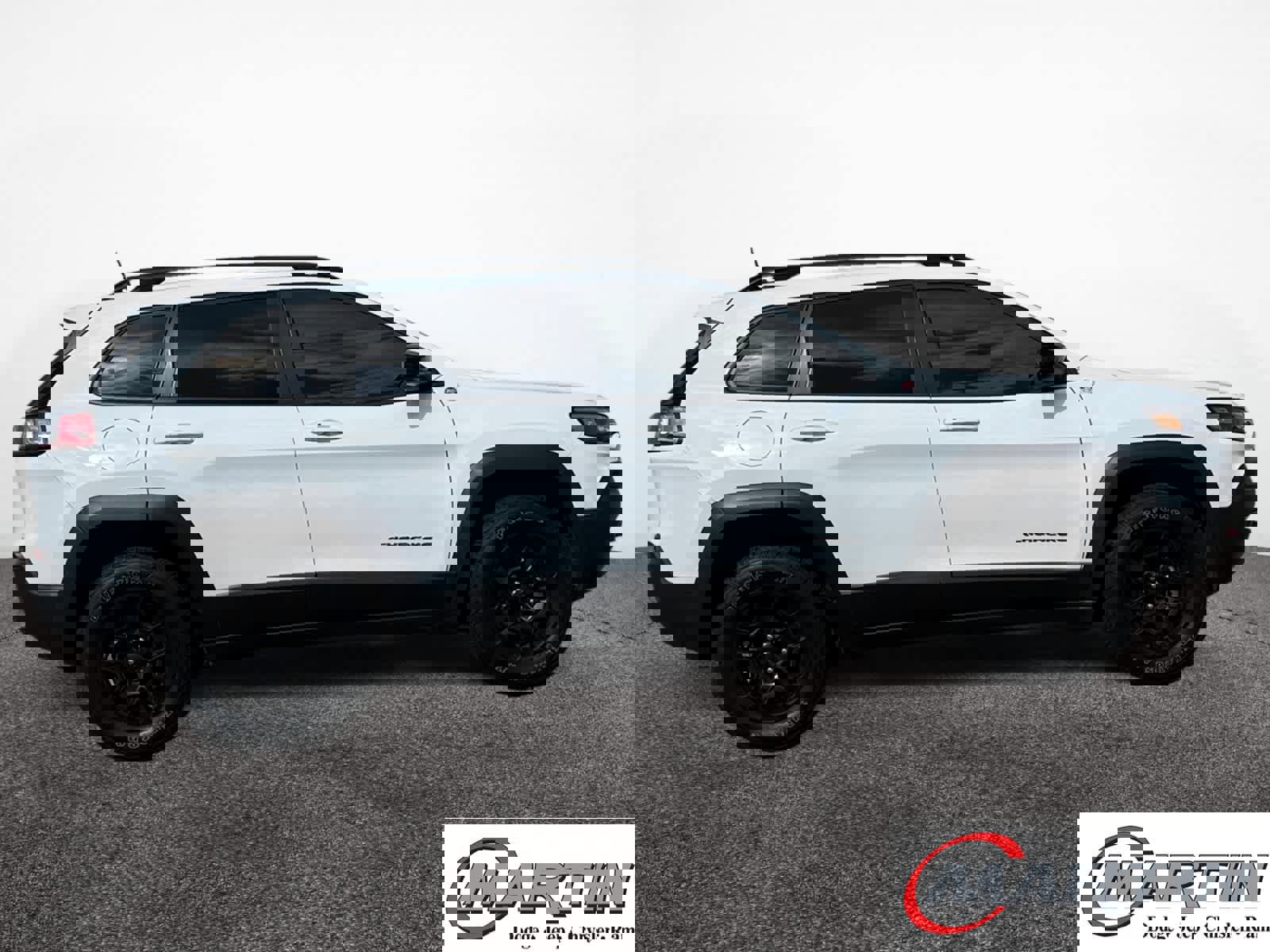 Used 2022 Jeep Cherokee Trailhawk w/ Sun, Sound & Nav Group image 6