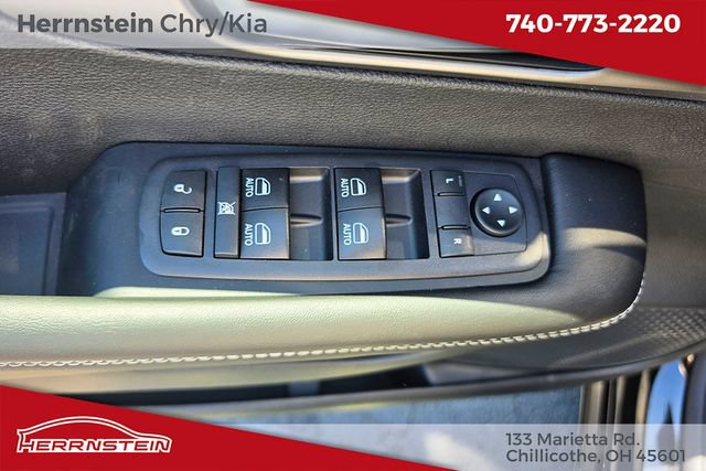 New 2027 Chrysler Pacifica Select FWD image 13