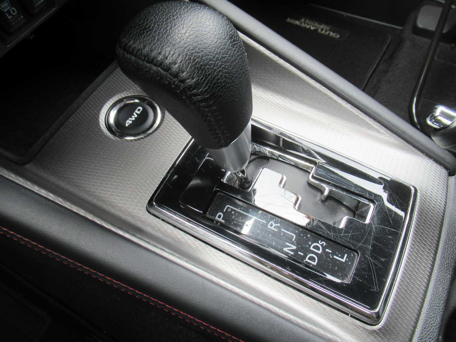 Used 2024 Mitsubishi Outlander Sport SE image 32