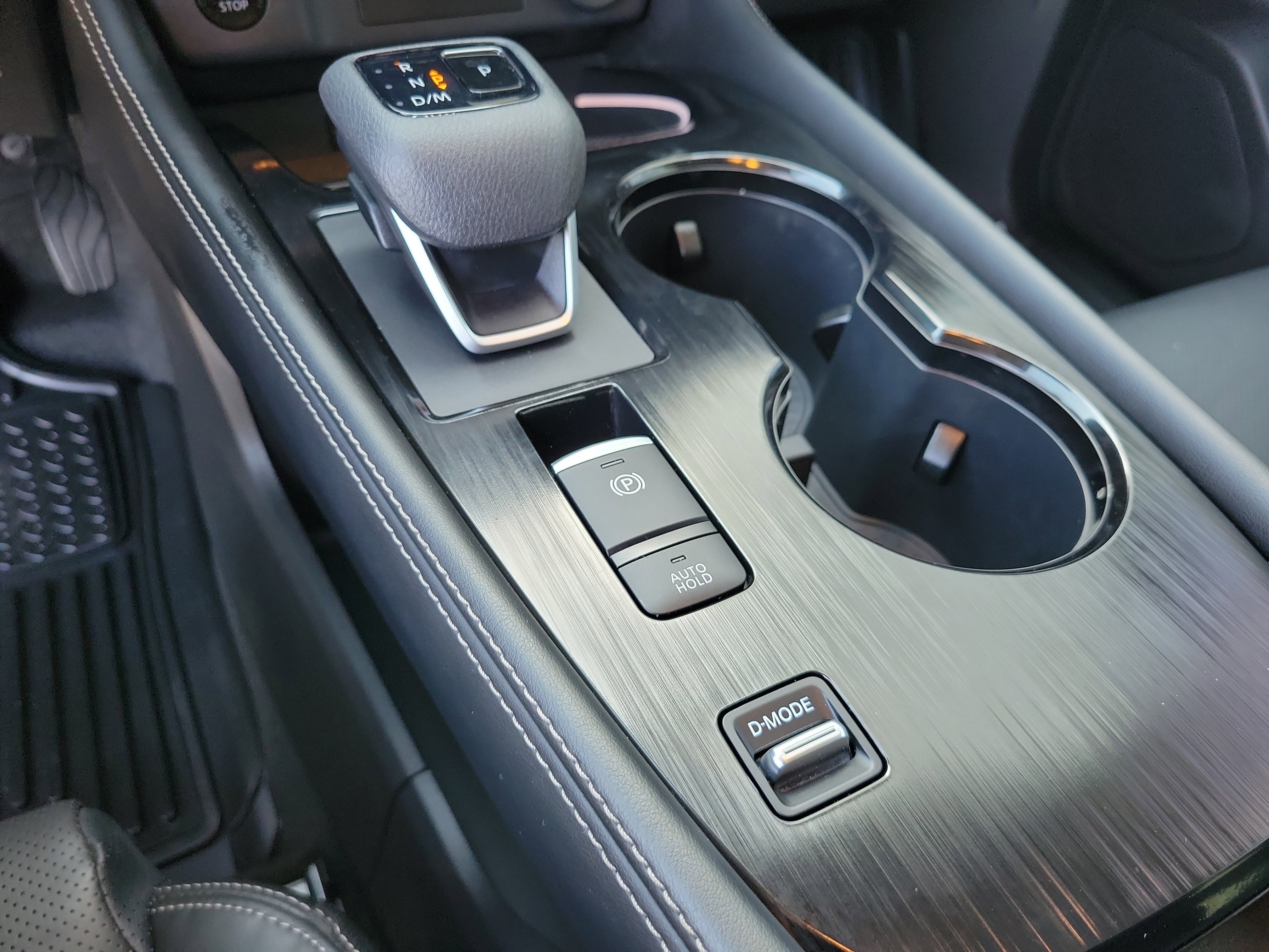 Used 2025 Nissan Rogue Platinum w/ Platinum Premium Package image 20