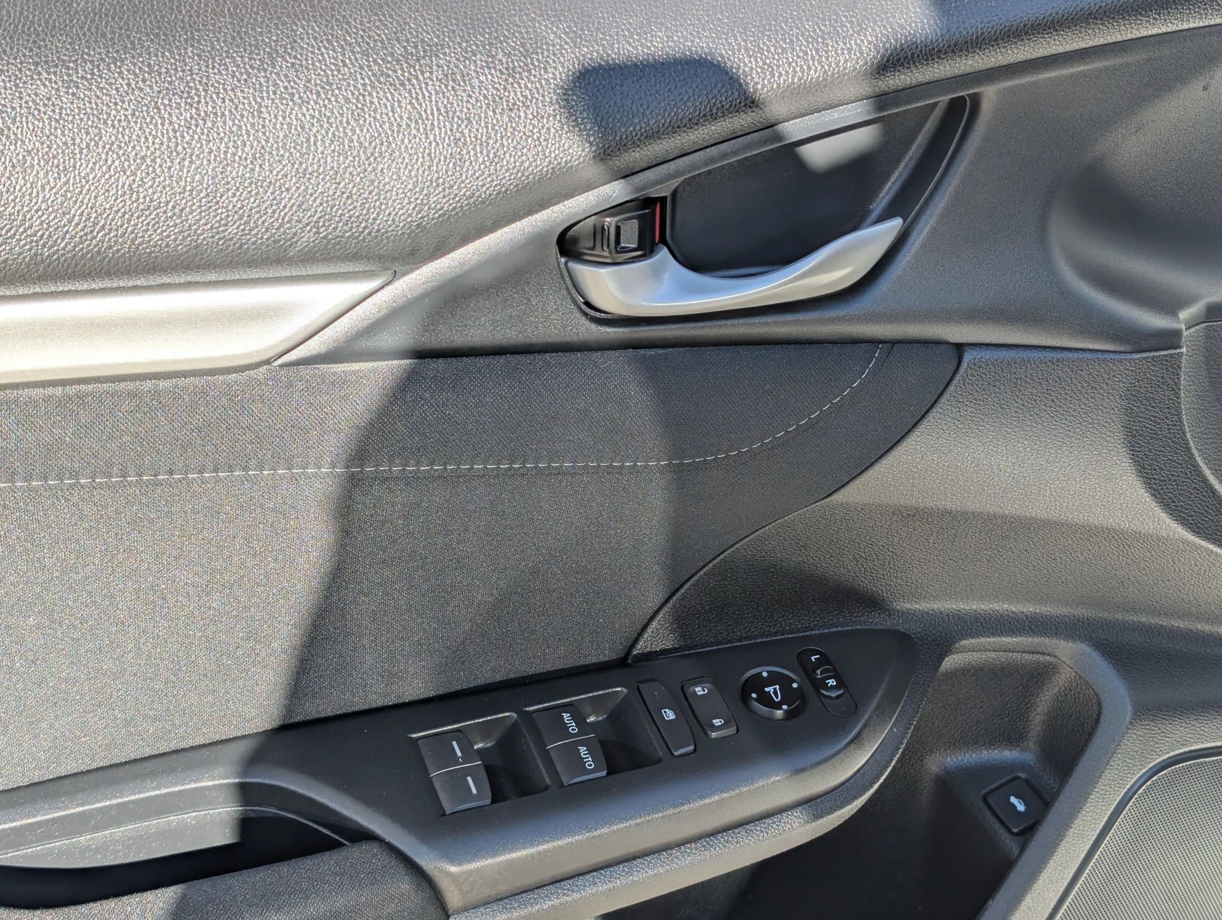 Used 2017 Honda Civic EX image 16