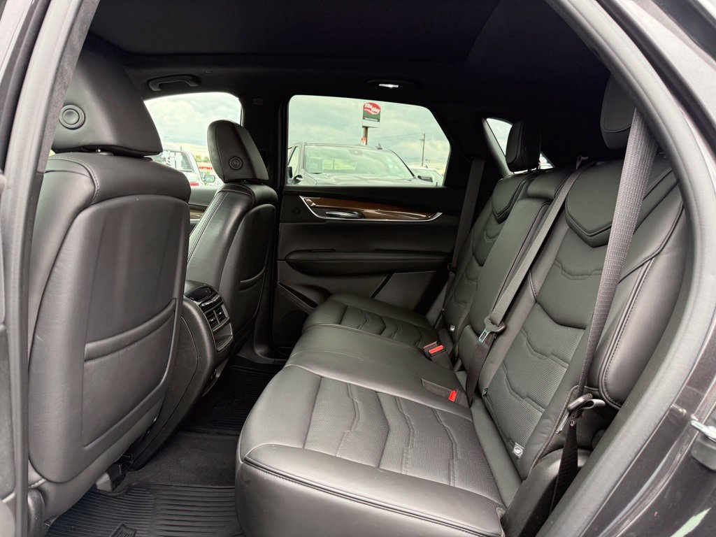 Used 2019 Cadillac XT5 Platinum AWD/4WD image 21