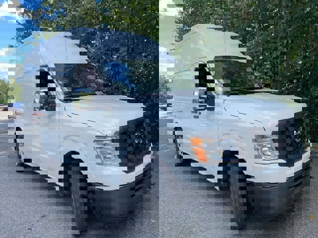 Used 2019 Nissan NV 2500 SV image 1