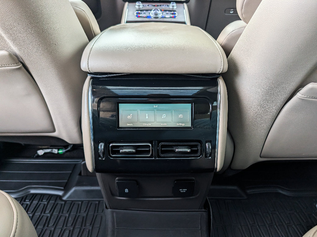 Used 2020 Lincoln Aviator Reserve w/ Equipment Group 202A AWD/4WD image 22