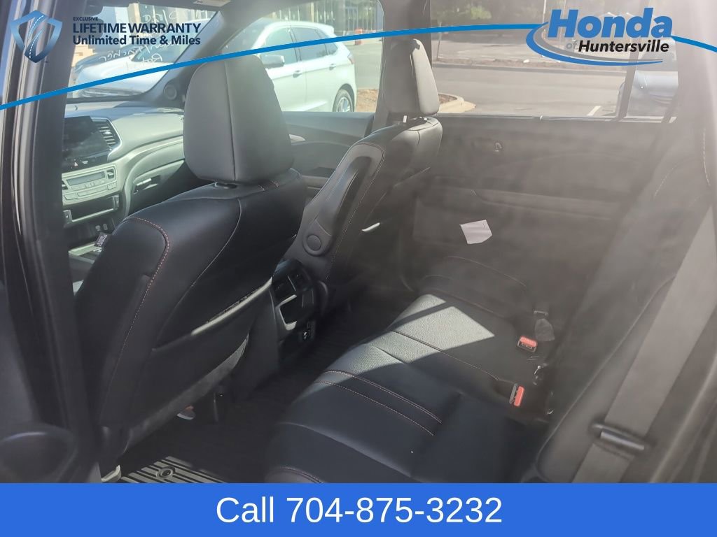 Used 2023 Honda Passport TrailSport image 14