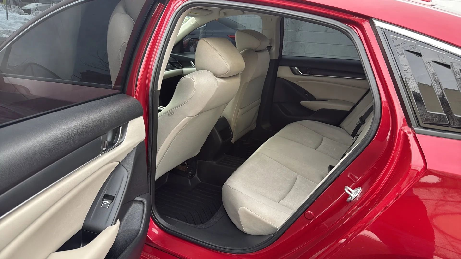 Used 2022 Honda Accord LX image 27