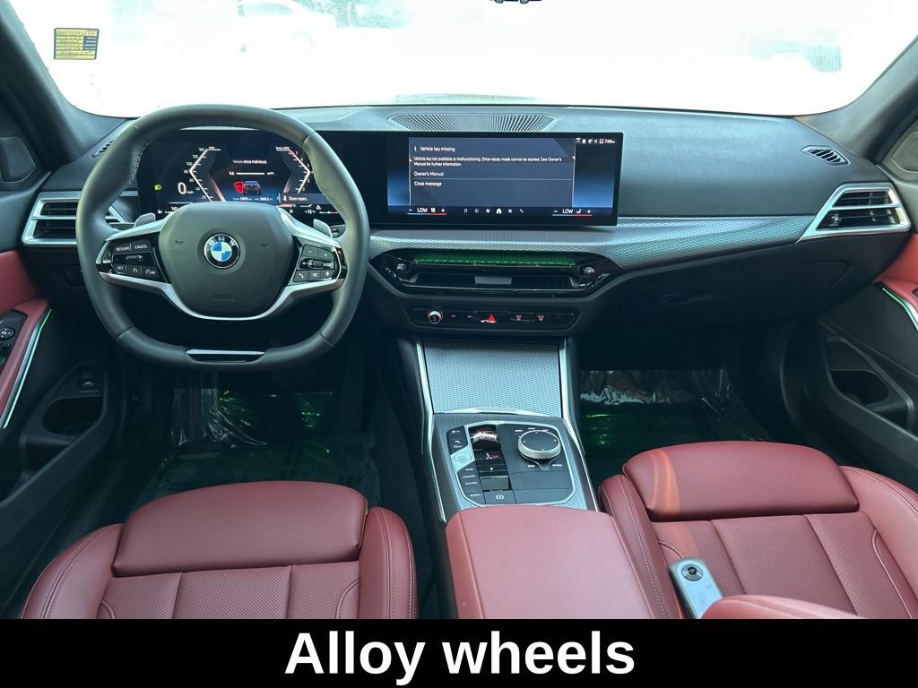 Used 2025 BMW 330i xDrive Sedan AWD/4WD image 32
