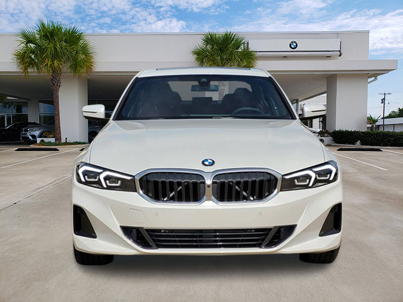 Certified 2025 BMW 330i Sedan w/ Convenience Package image 2