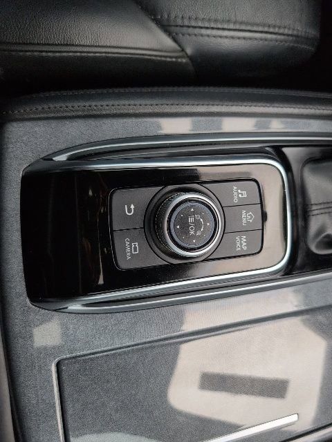 Used 2022 Nissan Armada SL w/ Midnight Edition Package image 26