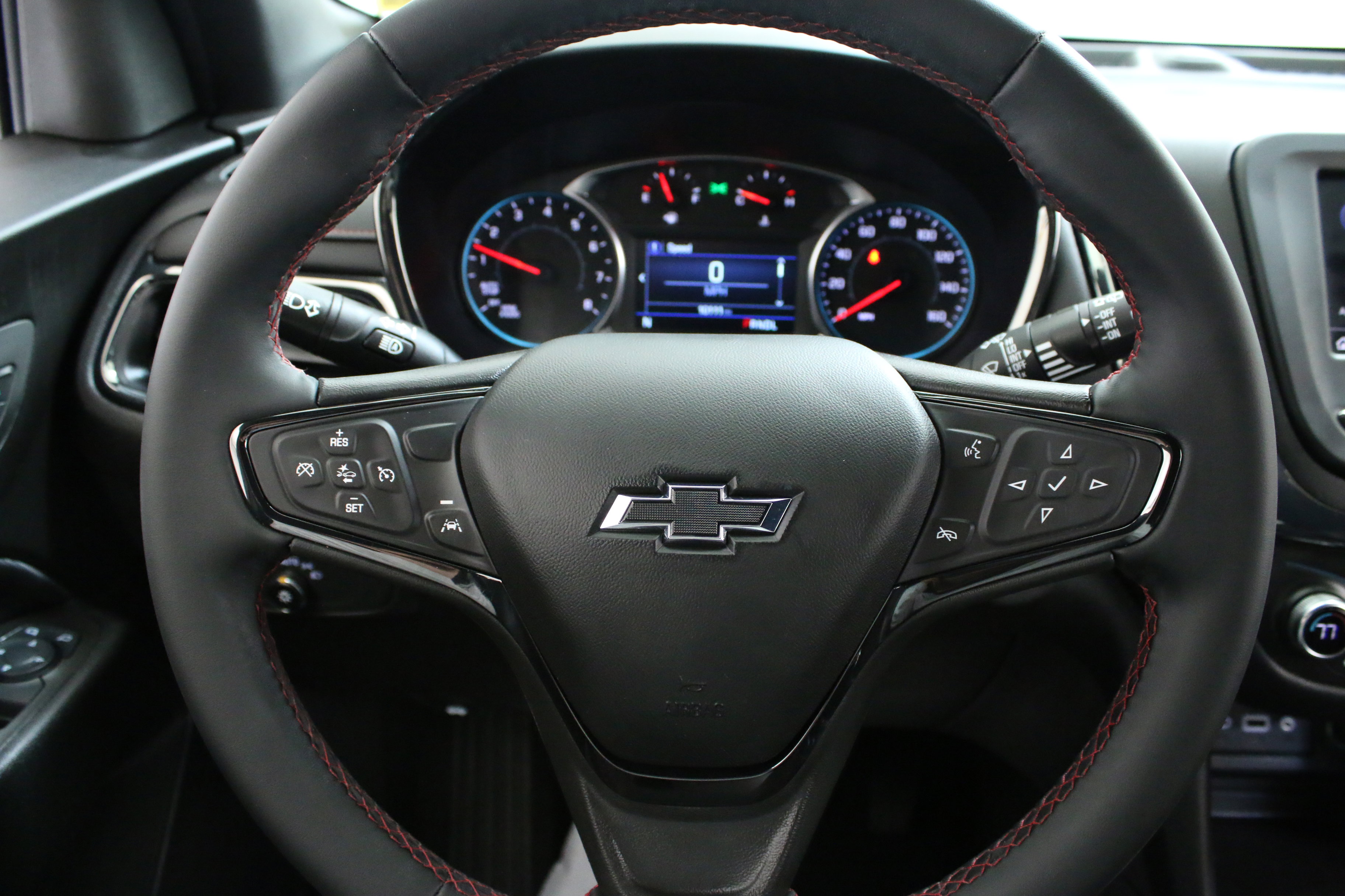 Used 2024 Chevrolet Equinox RS w/ LPO, Floor Liner Package FWD image 13