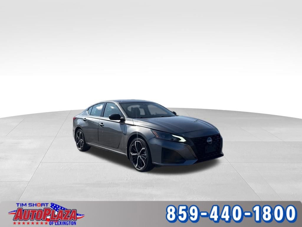 Used 2023 Nissan Altima 2.5 SR image 8