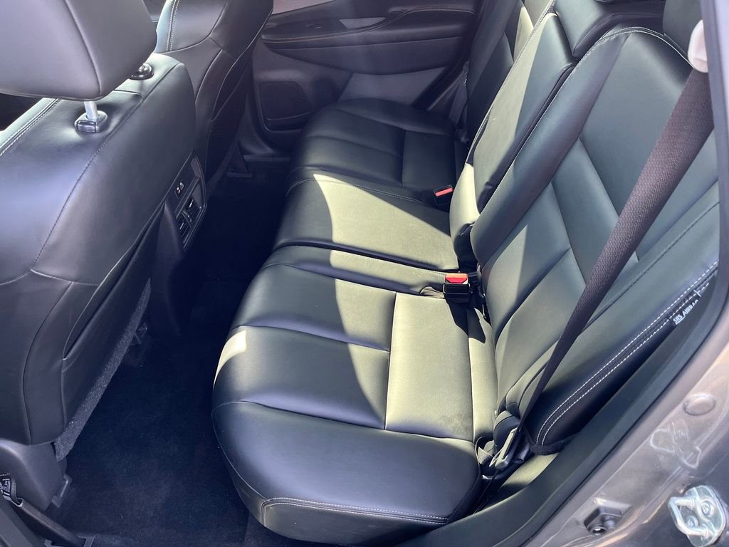 Used 2023 Nissan Murano SV AWD/4WD image 24