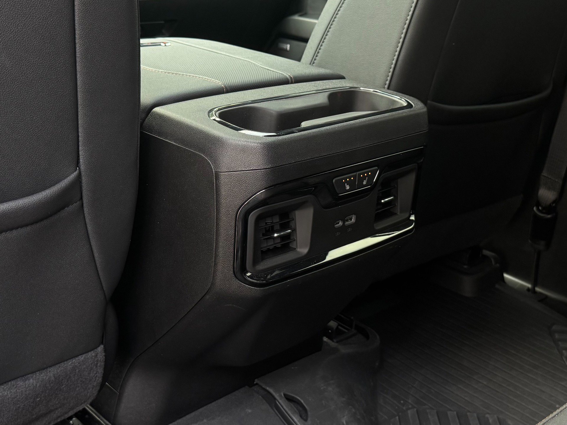 Used 2024 GMC Sierra 2500 AT4 w/ AT4 Preferred Package image 48