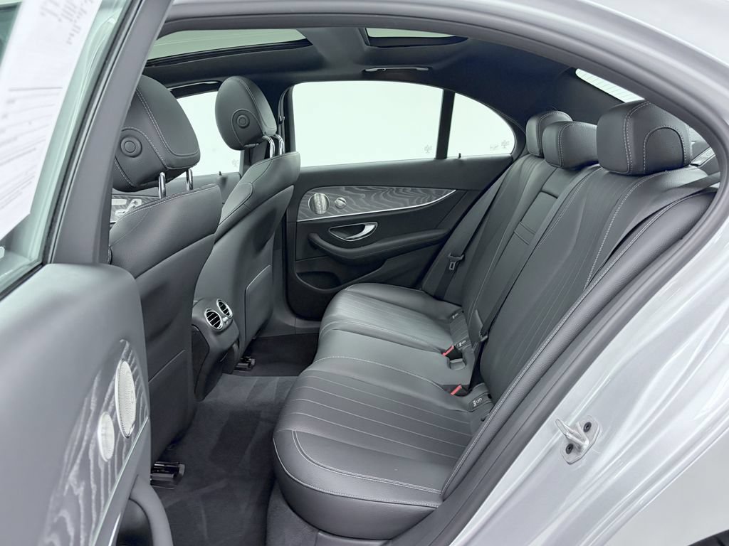 Certified 2021 Mercedes-Benz E 350 4MATIC Sedan image 17