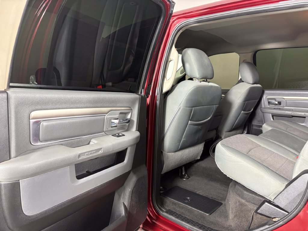 Used 2017 RAM 1500 Big Horn AWD/4WD image 25