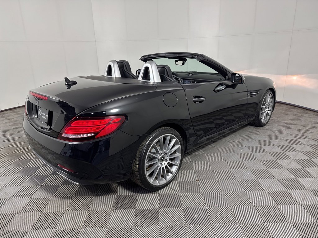 Used 2020 Mercedes-Benz SLC 300 image 5
