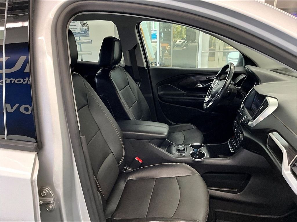 Used 2020 GMC Terrain SLT w/ Preferred Package AWD/4WD image 11