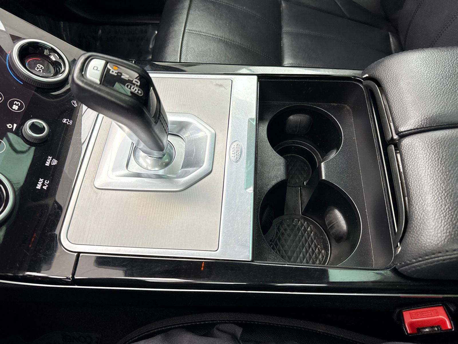 Used 2020 Land Rover Range Rover Evoque SE AWD/4WD image 31