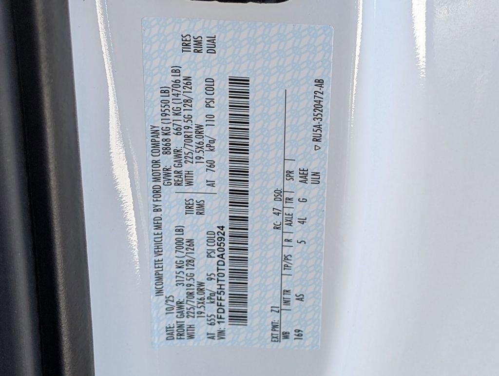 New 2026 Ford F550 4x4 Regular Cab Super Duty image 30