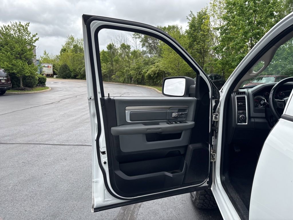 Used 2016 RAM 1500 Lone Star AWD/4WD image 14