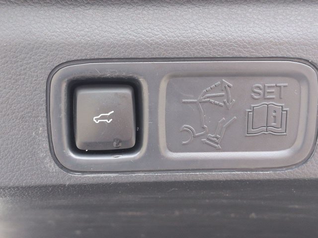 Certified 2023 Ford Expedition Limited RWD image 14