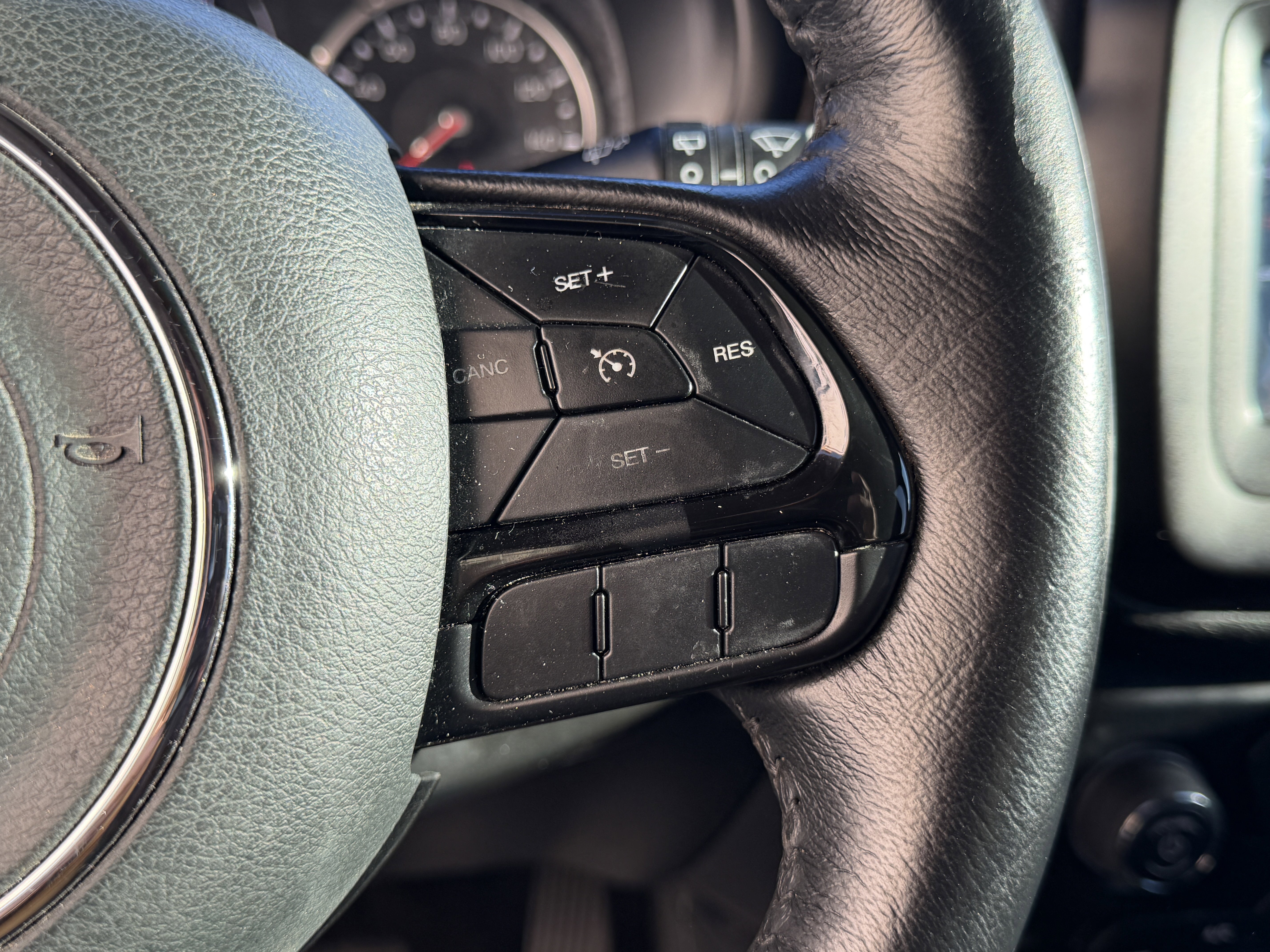 Certified 2019 Jeep Renegade Altitude w/ Quick Order Package 22M image 21