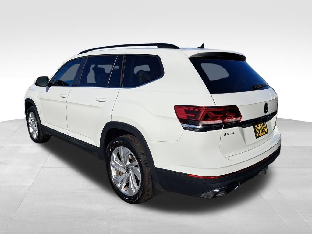 Used 2023 Volkswagen Atlas SE AWD/4WD image 3
