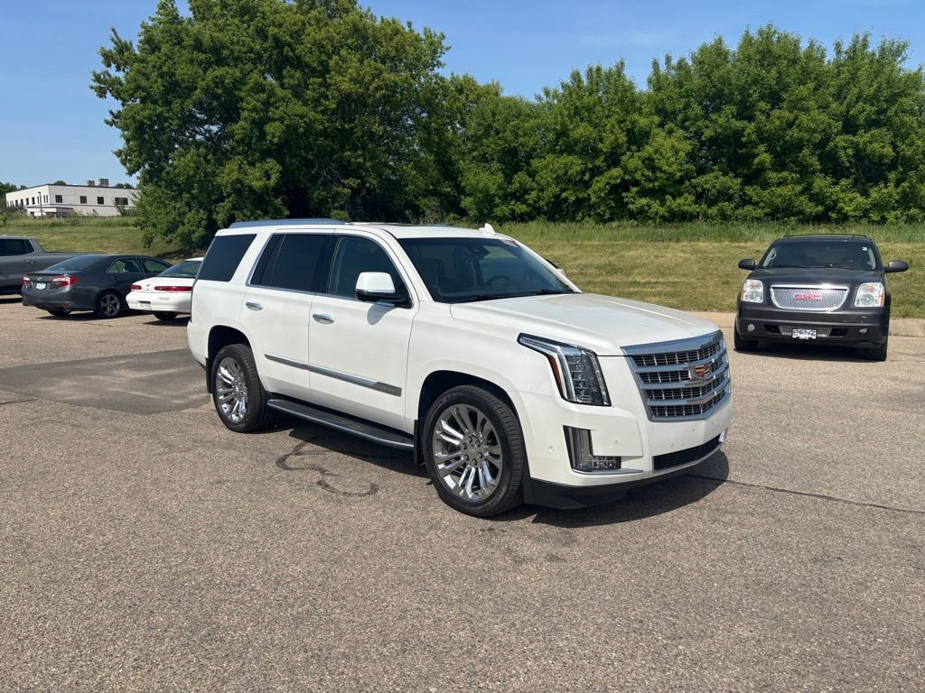Used 2019 Cadillac Escalade Luxury w/ LPO, Radiant Package
