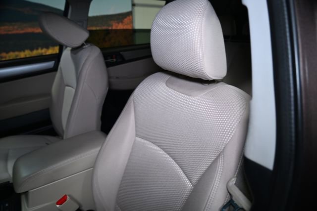 Used 2019 Subaru Outback 2.5i Premium image 22