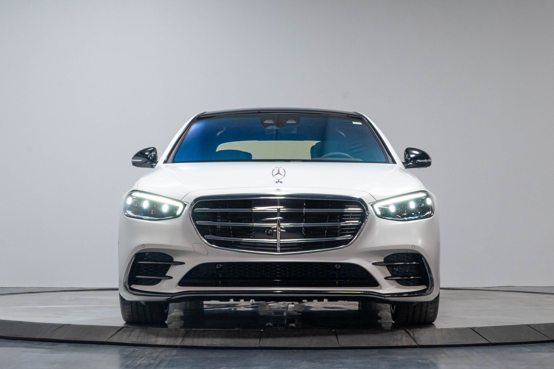 Used 2024 Mercedes-Benz S 580 4MATIC Sedan image 51