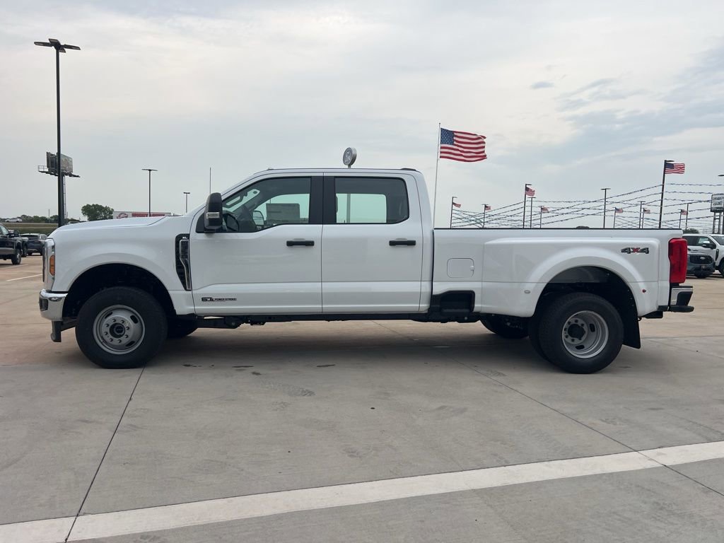 New 2026 Ford F350 XL image 4