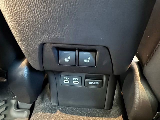 New 2025 Toyota Prius Plug-In Hybrid image 14