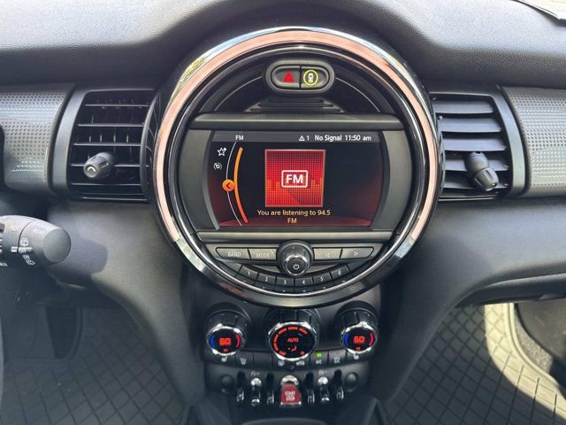 Used 2021 MINI Cooper 4-Door Hardtop image 26