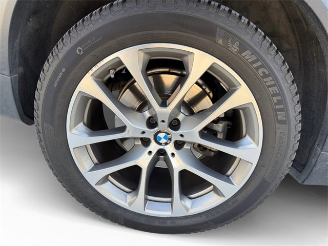 Used 2021 BMW X5 xDrive40i w/ Premium Package 3 image 16