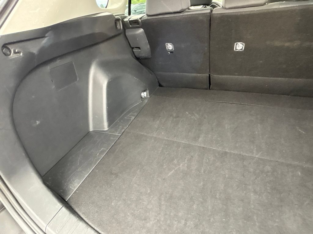 Used 2025 Toyota RAV4 XLE FWD image 37