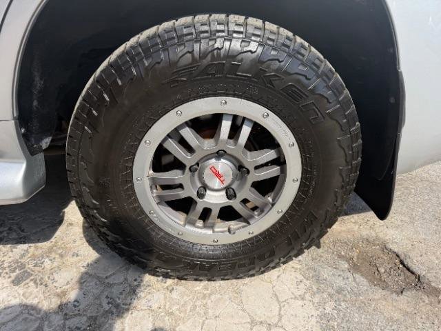 Used 2013 Lexus LX 570 4WD image 13