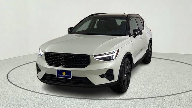 New 2026 Volvo XC40 B5 Ultra w/ Climate Package AWD/4WD image 2