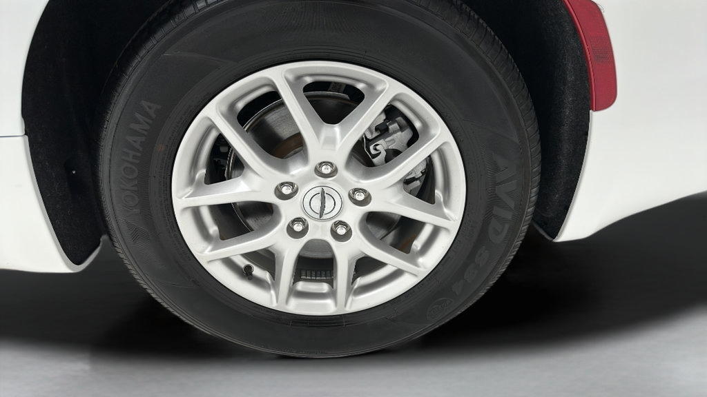 Used 2024 Chrysler Pacifica Touring-L FWD image 8