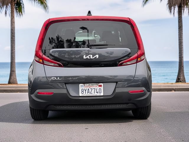Used 2022 Kia Soul LX w/ Paint Protection Package FWD image 6