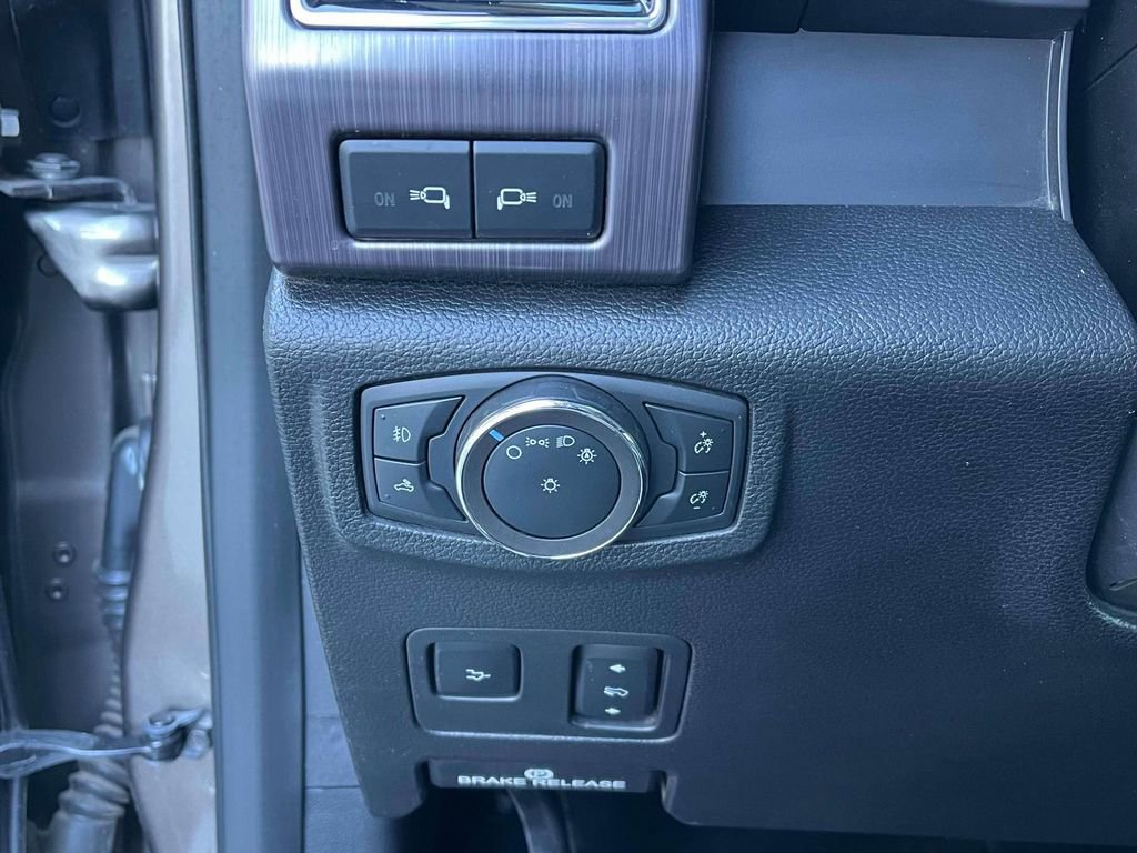 Used 2020 Ford F250 Limited AWD/4WD image 28