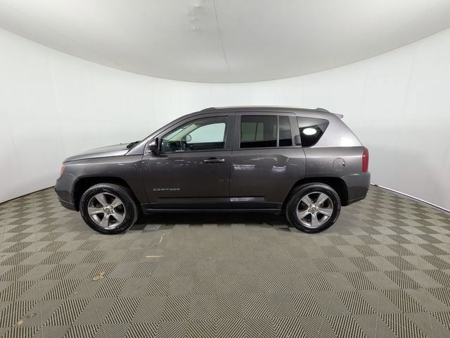 Used 2017 Jeep Compass High Altitude AWD/4WD image 14