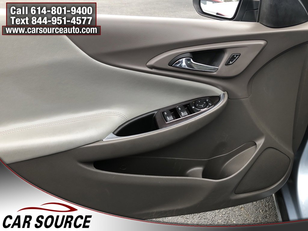 Used 2017 Chevrolet Malibu LT w/ Driver Confidence Package image 16