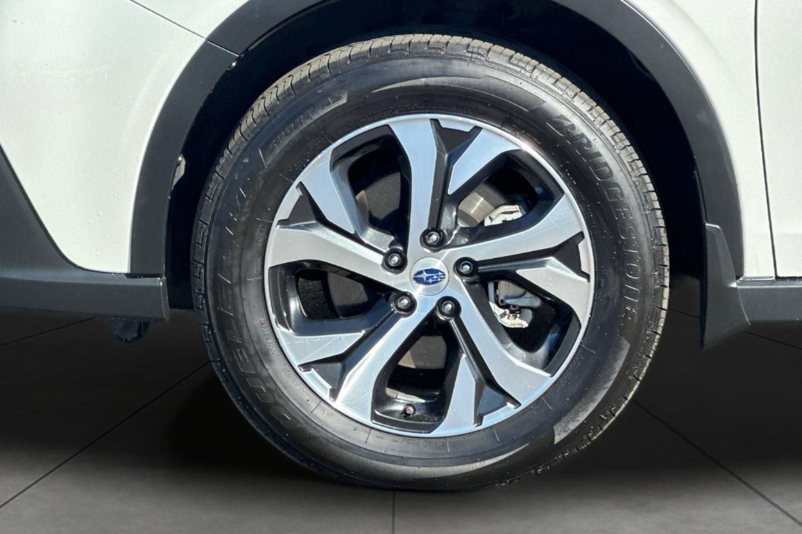 Used 2020 Subaru Outback Limited XT image 32