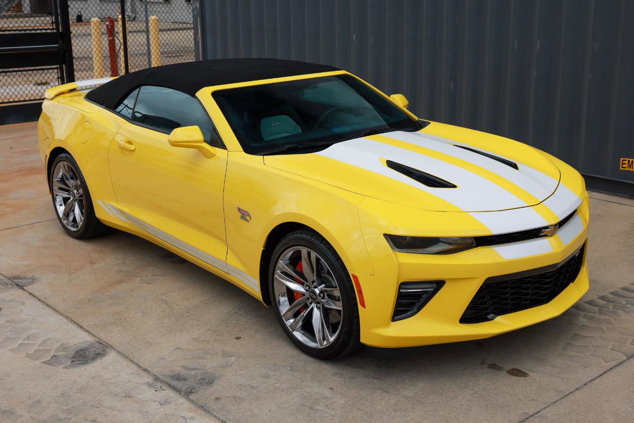 Used 2016 Chevrolet Camaro SS RWD image 19