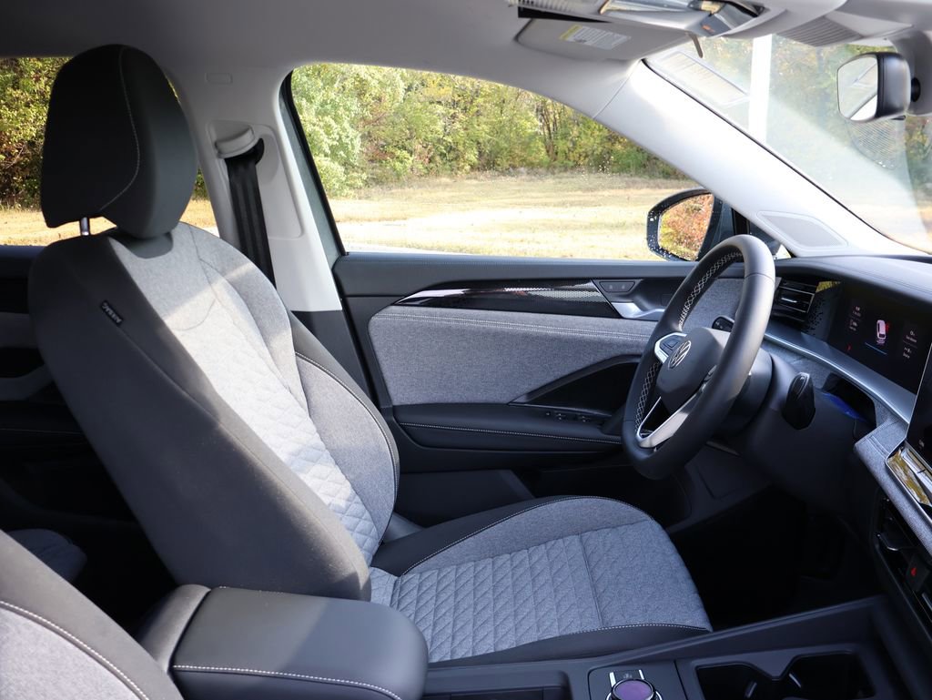 New 2026 Volkswagen Tiguan S image 11