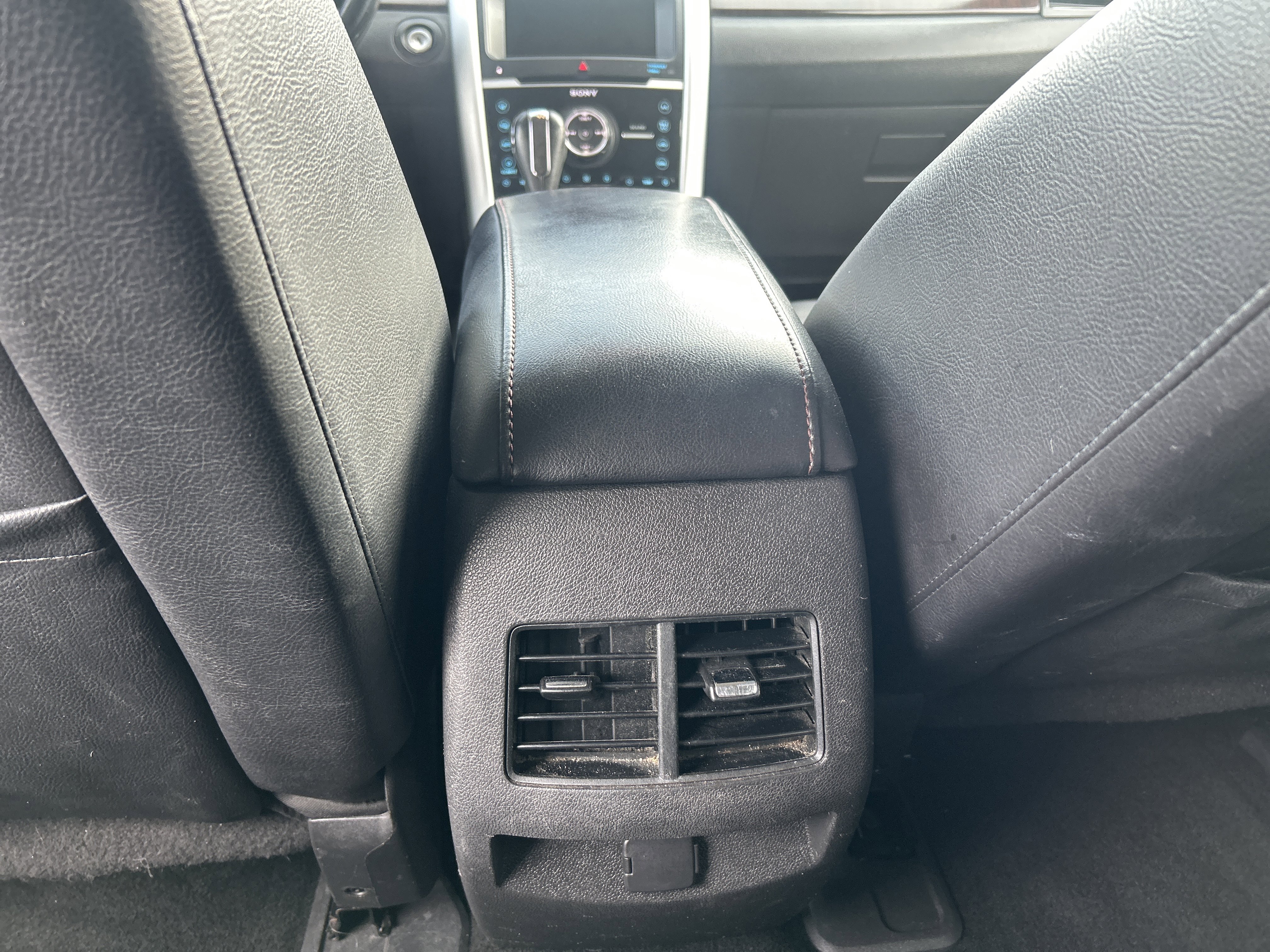 Used 2013 Ford Edge Limited image 24