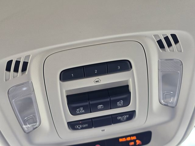 Used 2025 Buick Envision Sport Touring AWD/4WD image 42