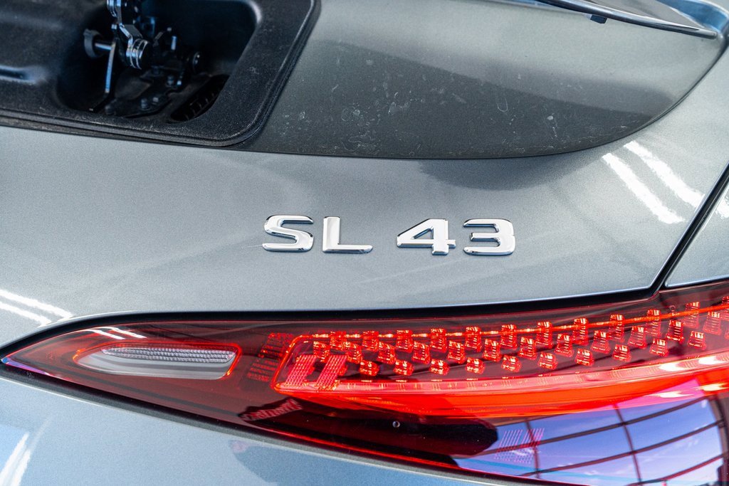 Used 2023 Mercedes-Benz SL 43 AMG image 35