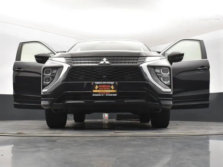 Used 2024 Mitsubishi Eclipse Cross SEL image 11